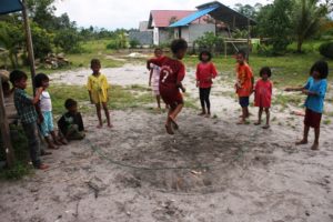 Puuwulu, Desa Warga Maluku di Wawonii