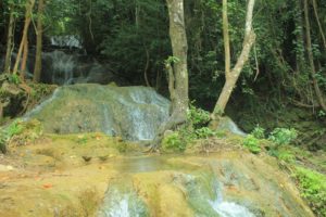 Air Terjun Pitu Ndengga