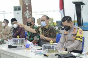 Soal Capaian Vaksinasi, Bupati Konsel Ancam Tahan DD dan Dana Bos