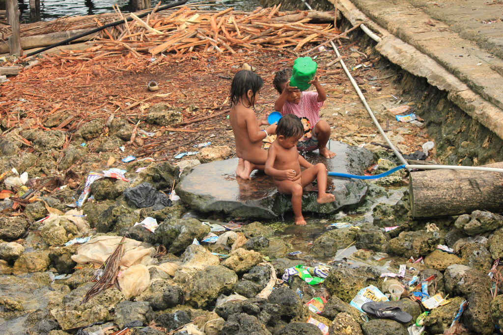 Merana di Lumbung Tambang