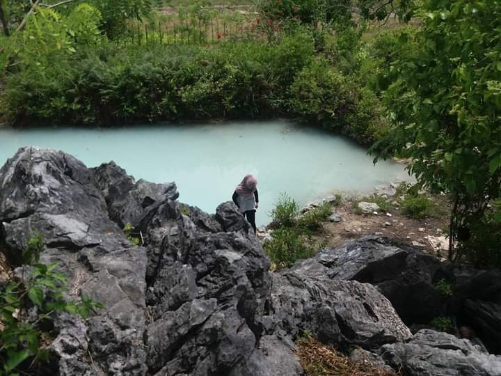 Sensasi Air Panas Tambosupa