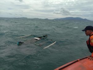 Tim SAR Selamatkan 4 Nelayan di Perairan Laut Kolaka