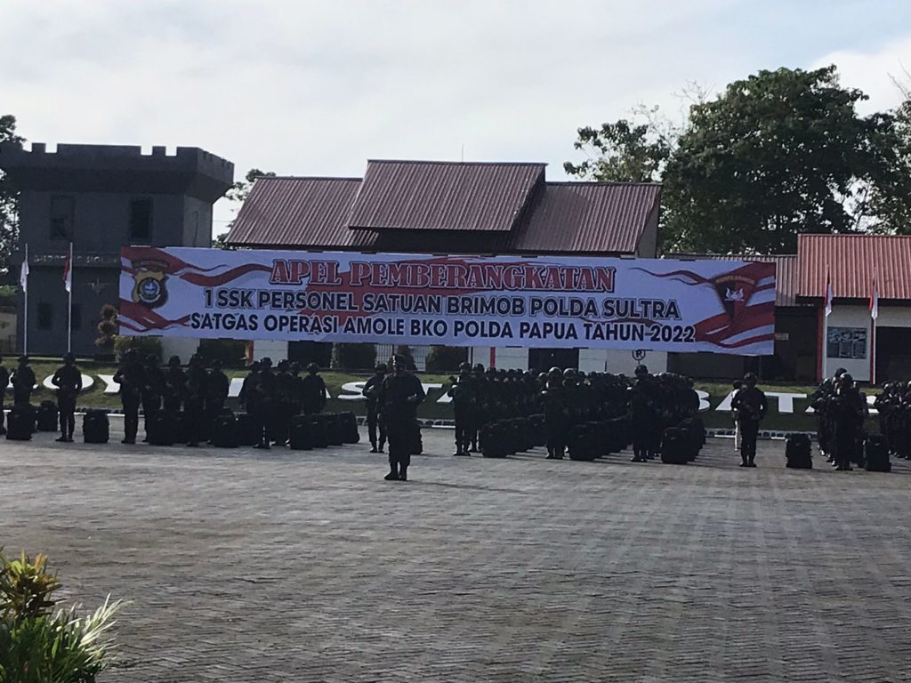 102 Personil Satuan Brimob Polda Sultra BKO Ke Polda Papua