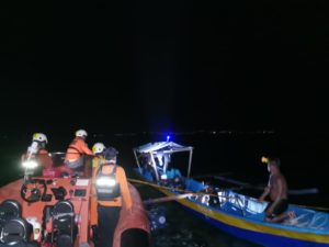 Alami Kebocoran, Kapal Nelayan Nyaris Tenggelam di Perairan Buton Tengah