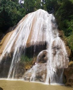 Sensasi Air Terjun Tumburano, Obyek Wisata Andalan Kabupaten Konawe Kepulauan