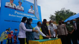 Sukses Pencanangan Bulan Imunisasi Anak Nasional di Kendari