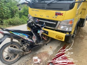 Seorang Pelajar Tewas Tertabrak Truk