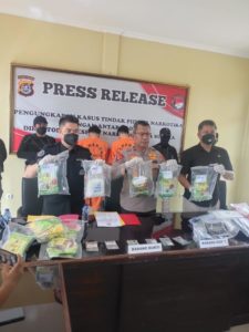 Dua Mahasiswa di Kendari Jadi Kurir Sabu Ditangkap, Polisi Sita 5,2 Kg Sabu