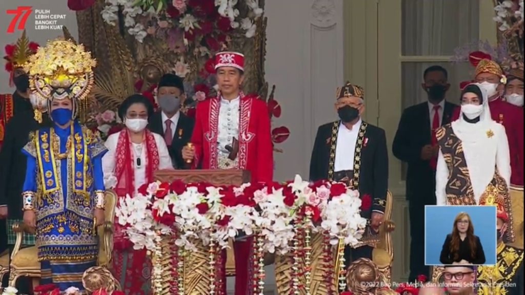 Presiden Jokowi Kenakan Pakaian Adat Kesultanan Buton di Peringatan HUT Kemerdekaan RI Ke 77