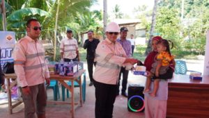 Cegah Stunting, PT GKP Beri Bantuan PMT Untuk Anak Balita di Wawonii