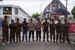 Wujud Toleransi, Banser Jaga Keamanan Ibadah Natal Umat Kristiani di Kendari