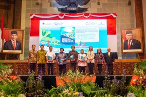 Perkuat Tata Kelola Ekosistem Karbon Biru di Indonesia
