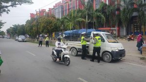 Operasi Keselamatan, Personel Ditlantas Polda Sultra Sosialisasi ke Pengendara