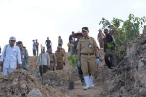 Sekjen Kementan Resmikan Kebun Buah Agroeduwisata Kota Kendari