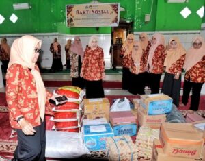 PKK dan Dharma Wanita Kendari Gelar Bhakti Sosial Ramadhan