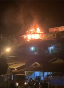 Satu Unit Rumah Terbakar Di Jalan Lasolo,  Pemilik Rumah Ditemukan Tewas