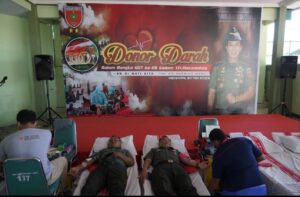 Peringati HUT Kodam XIV/Hasanuddin ke 66 Korem 143/HO Gelar Ziarah Rombongan dan Donor Darah