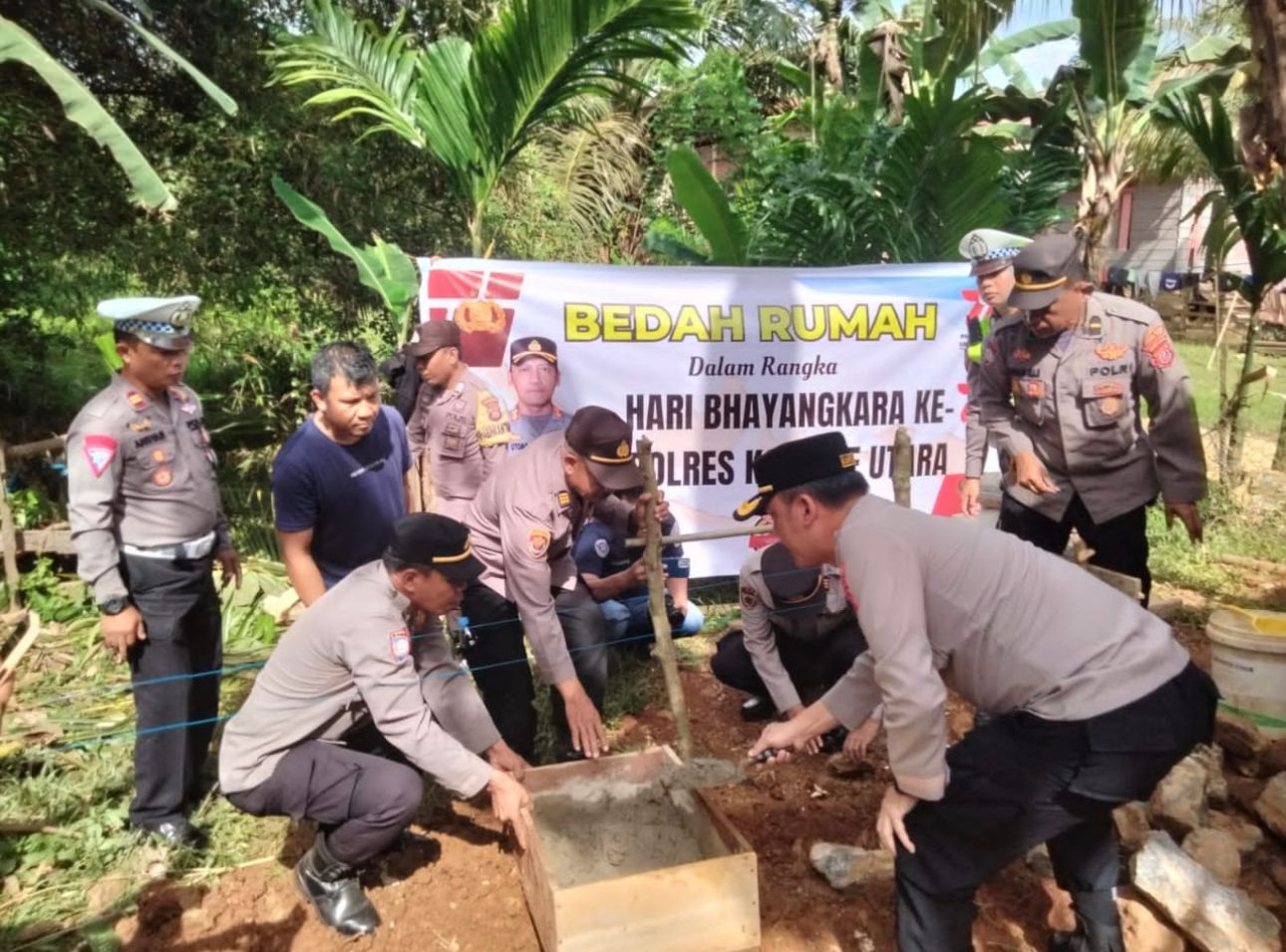 Polres Konut Bedah Rumah Milik Lansia Yang Tak Layak Huni