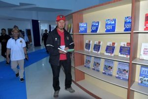 Membangun Masyarakat Membaca Melalui Layanan Perpustakaan Modern Regional Sultra