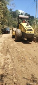 Pemkab Koltim Perbaiki Ruas Jalan Uluiwoi Ueesi