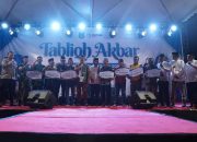 Sambut Tahun 2024, Pemda Gelar Tabligh Akbar dan Berbagi Bantuan