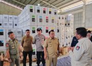 Pj Gubernur Sultra Tinjau Gudang KPU, Pastikan Kesiapan Logistik Pemilu