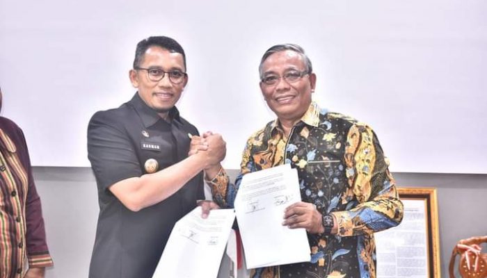 PT. PLN (Persero) UP3 Baubau dan Pemkot Tandatangani MoU PBJT Tenaga Listrik