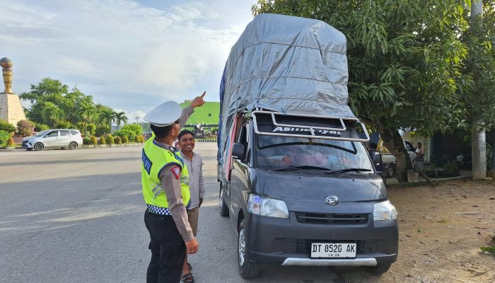 Satgas Gakkum Operasi Keselamatan Anoa Tertibkan Kendaraan OverLoad