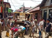Pemprov Sultra Gotong Royong Lakukan Pembersihan Pasca Banjir di Kendari