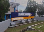 Dirut Bank Sultra Serahkan Laporan Keuangan Tahun 2023 ke Pj Gubernur