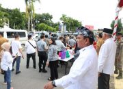 Jelang Buka Puasa, Kemenkumham RI Berbagi Takjil di Kota Kendari