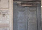 Keajaiban Pintu Antik di Pantheon Roma: Perwujudan Kebanggaan Budaya dan Kecanggihan Teknologi