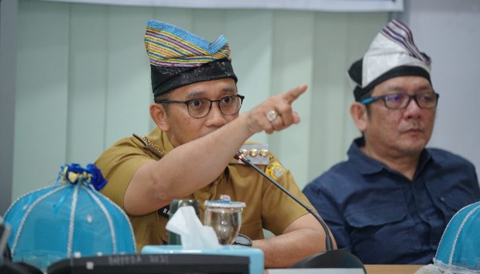 Dr Muh Rasman : Kota Baubau Pilot Project Beach Main Hole Indonesia