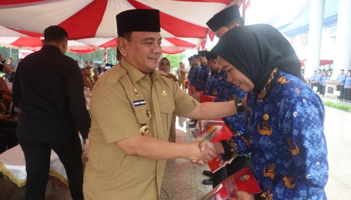 2.276 PPPK Terima SK Pengangkatan, Pj Gubernur Sultra Tekankan Loyalitas dan Pelayanan.