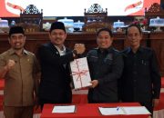 Bupati Koltim Serahkan Rancangan Peraturan Daerah APBD-Perubahan 2024 ke DPRD