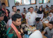 Komisi II DPR-RI Tinjau Uji Coba Program Makan Bergizi Gratis Pemprov Sultra