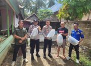 Polsek Sawa Serahkan 2000 Bibit Ikan Lele dan Pakan kepada Kelompok Tani di Konut