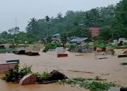 Banjir Landa Areal Pekuburan di TPU Punggolaka