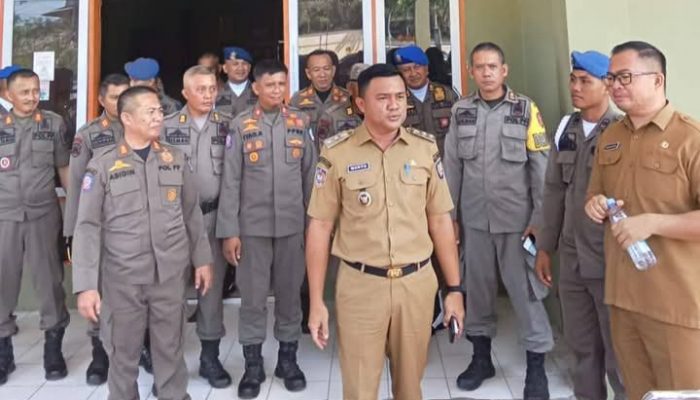 Wakil Bupati Konsel Wahyu Ade Pratama Imran Sidak ASN di Beberapa OPD