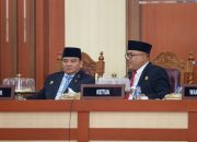 Hadiri Paripurna DPRD Sultra, Pj Gubernur : Rajut Kembali Persatuan Diantara Kita