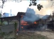 Musibah Kebakaran di Lawata Kendari Hanguskan Bangsal Kayu dan Satu Unit Mobil Minibus